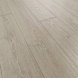 SWISS GIANT D3729 – Matterhorn Oak